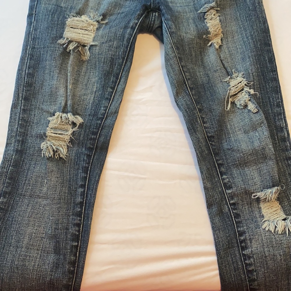 Dark Washed Rhinestone Ripped Jeans! - Picture 2 of 4